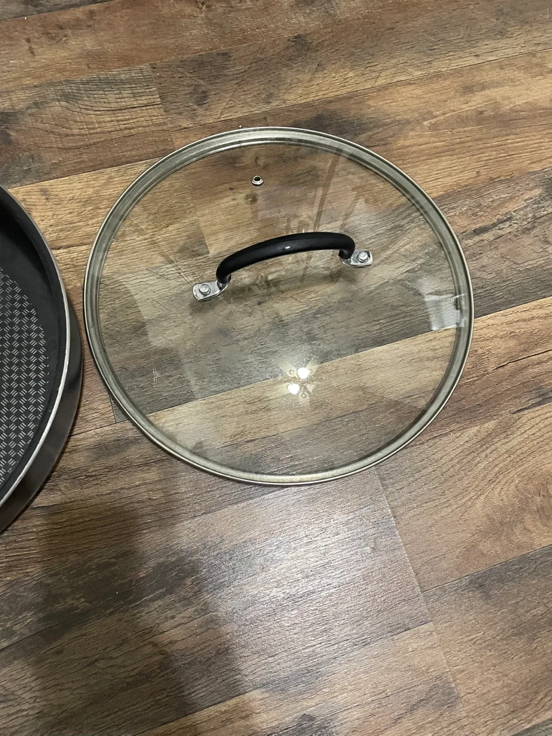 T-fal Fry Pan （12 inch）with Lid image indicator(2)