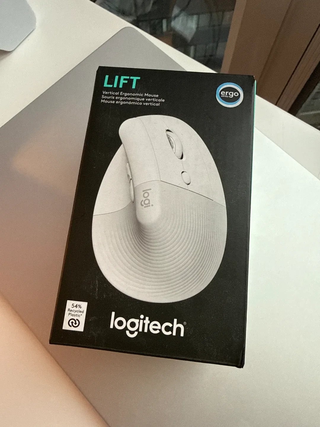 Logitech Lift Vertical Ergonomic Mouse - Like New!