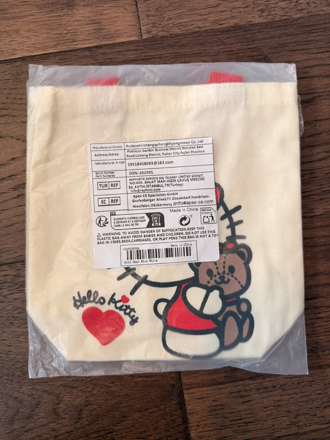 Brand New Hello Kitty Small Tote Bag image indicator(4)