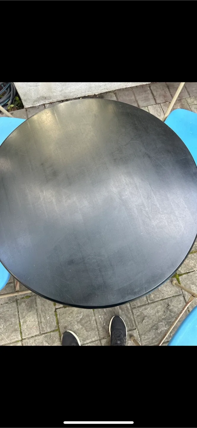 Black Round Dining Table image indicator(3)