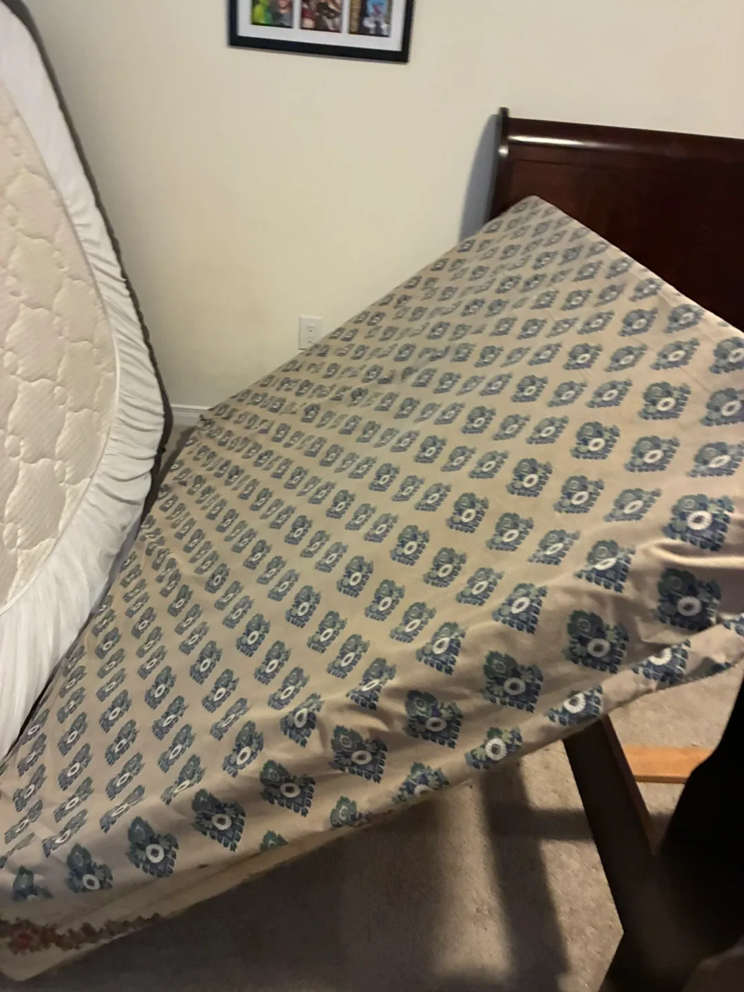 Dark Wood Sleigh Bed Frame (double ) image indicator(4)