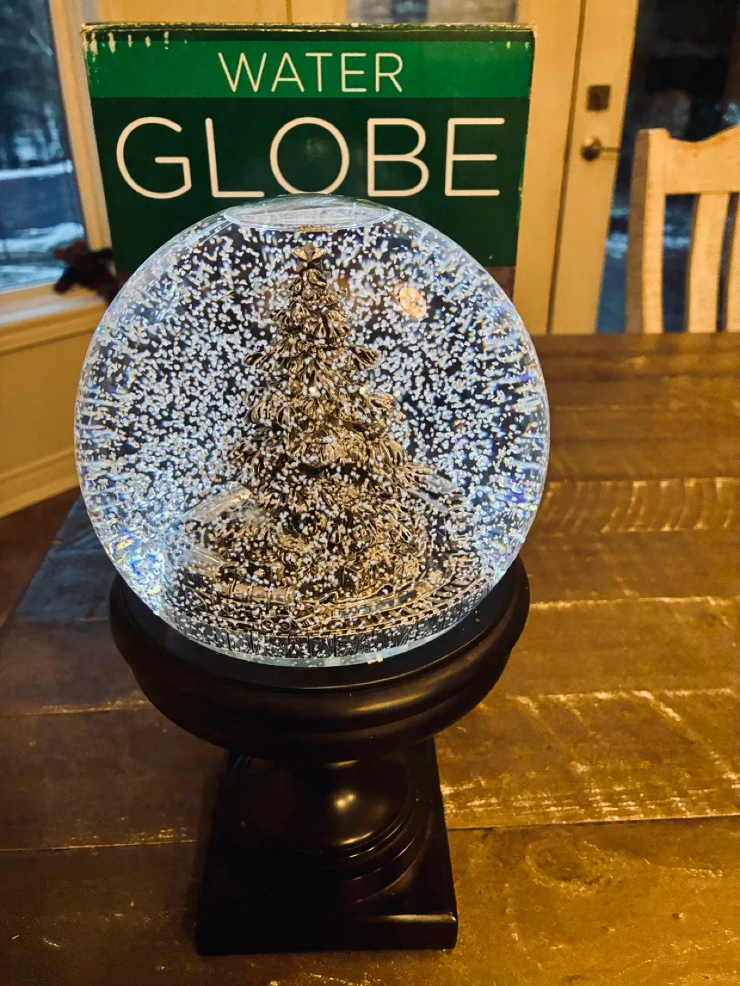 4 Christmas light up snow globes image indicator(2)