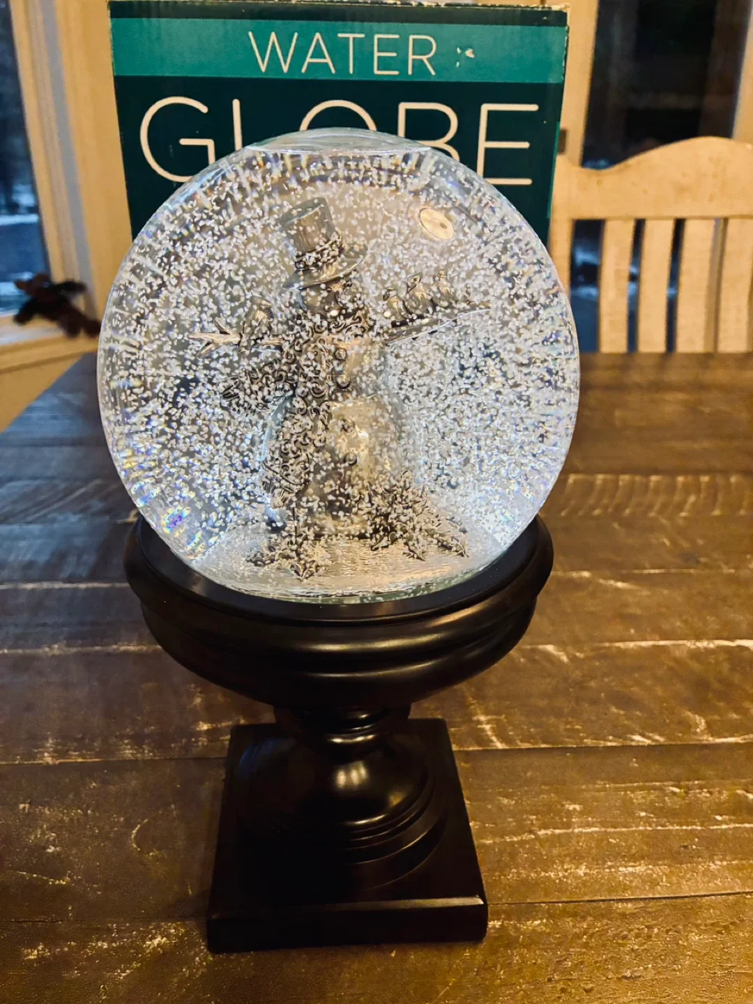 4 Christmas light up snow globes image indicator(4)