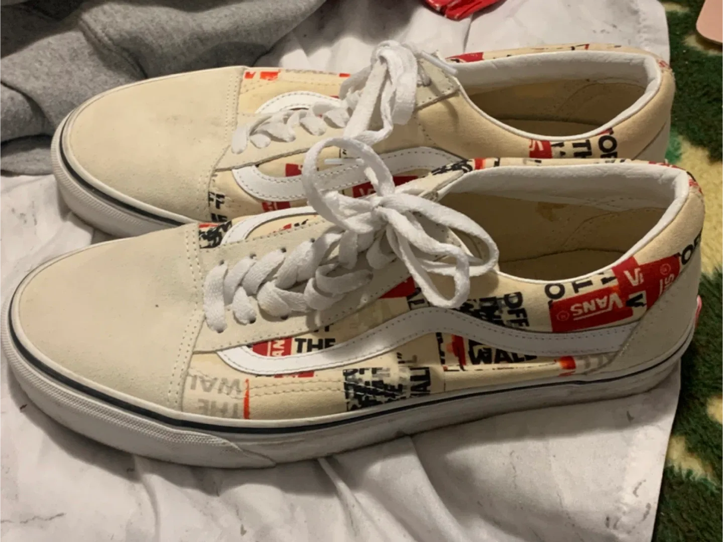 Vans Old Skool Cream/Red/Black - Size 9 image indicator(4)