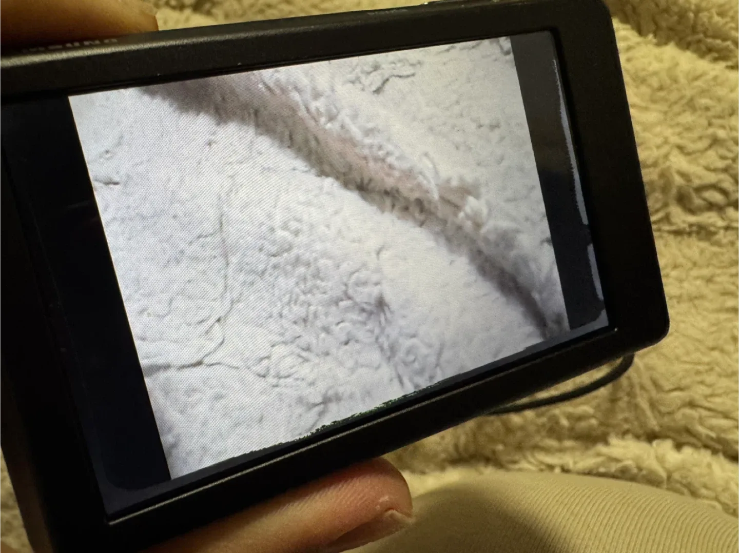 Samsung 12.2 Mega Pixels Digital Camera image indicator(3)