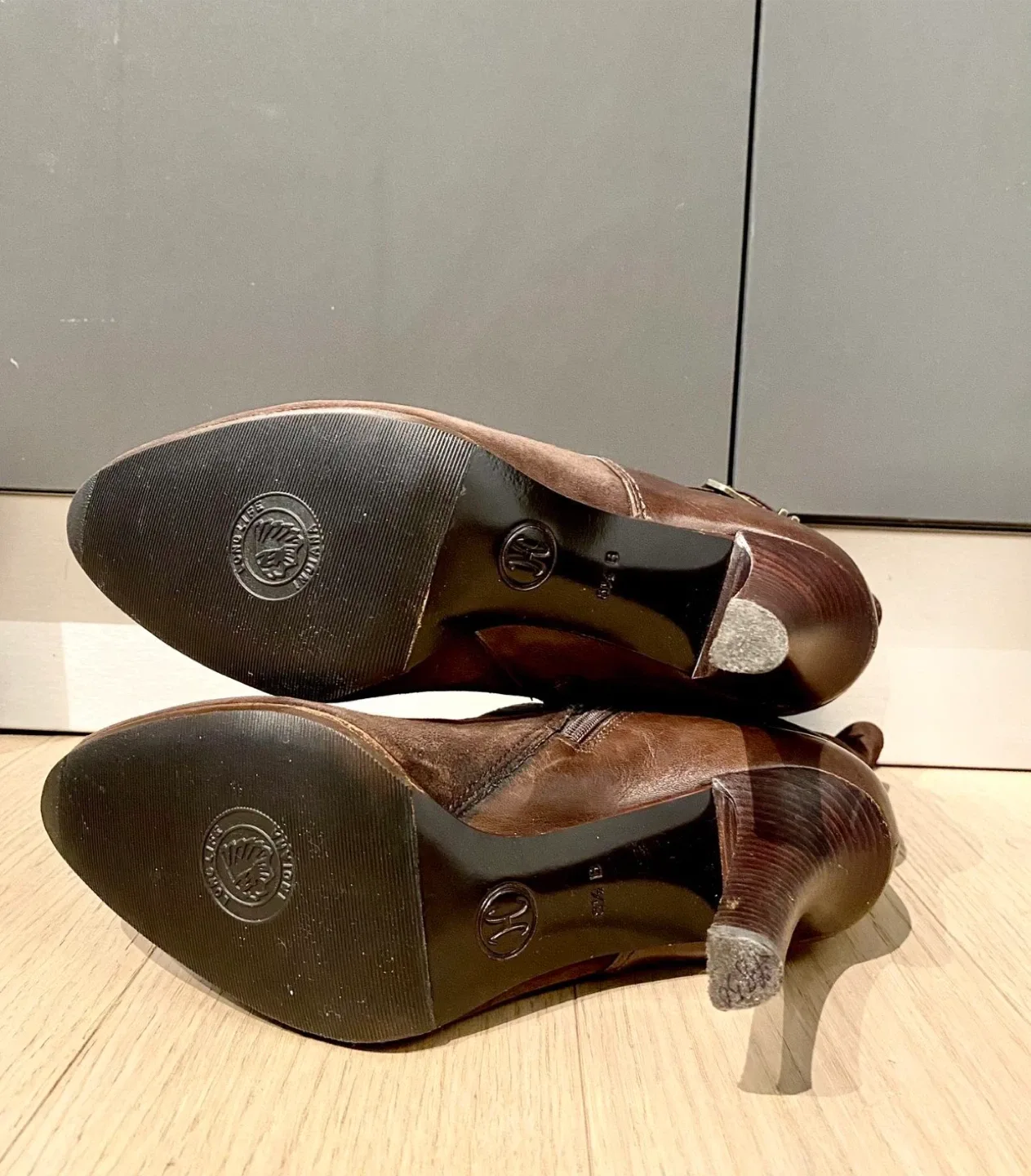 Miz Mooz Brown Suede Heeled Boots - Size 8.5 image indicator(4)