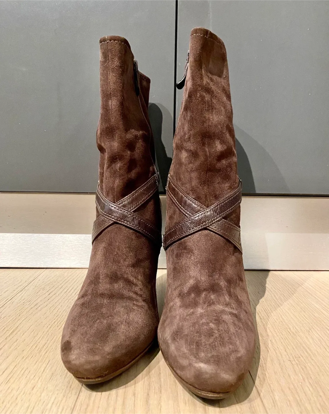 Miz Mooz Brown Suede Heeled Boots - Size 8.5 image indicator(2)