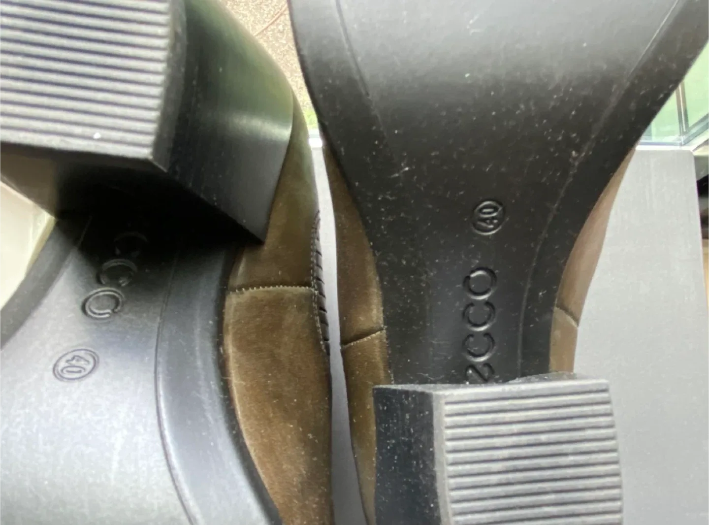 ECCO Women's Olive Green Leather Heeled Booties - Size 40 image indicator(5)