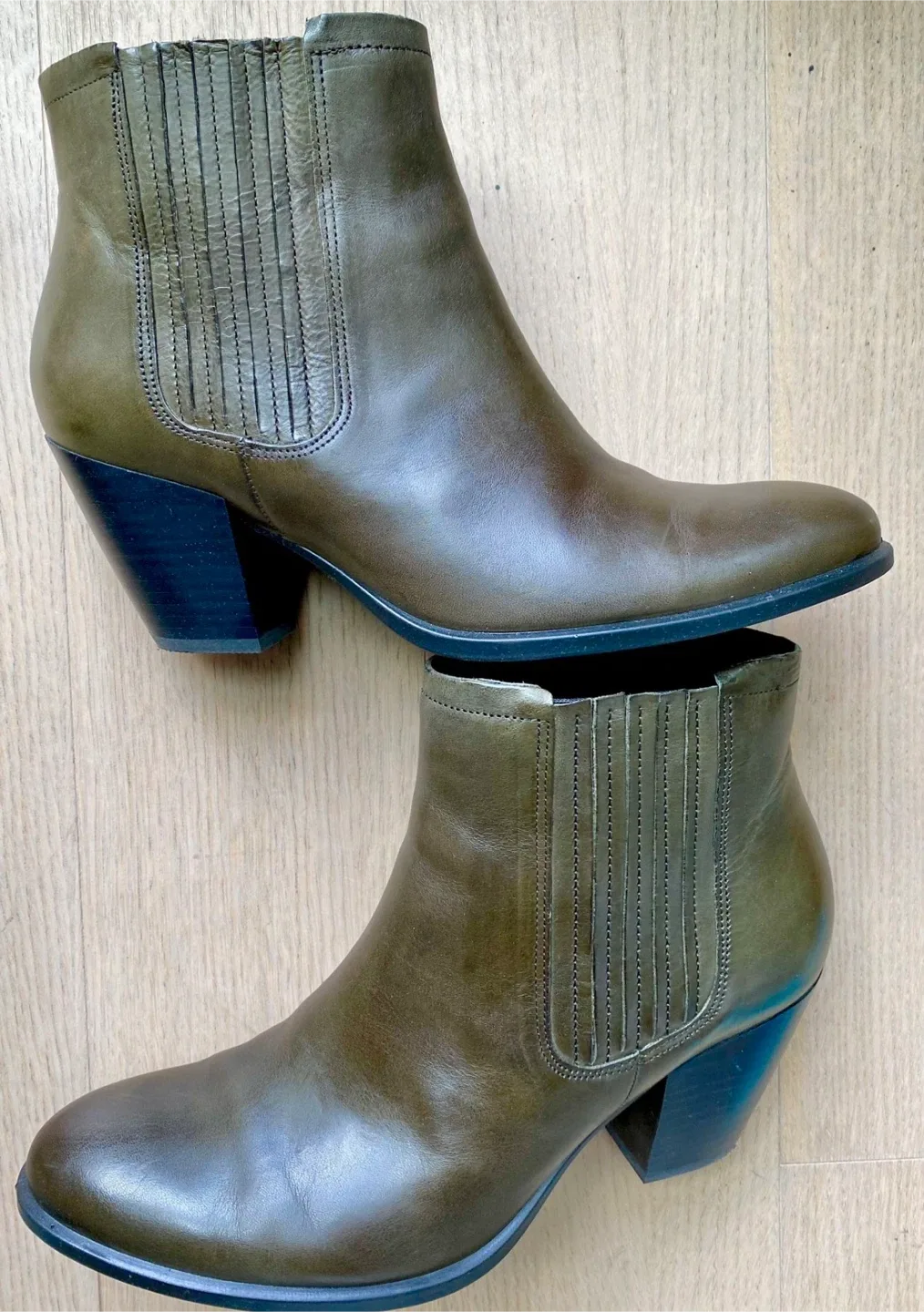ECCO Women's Olive Green Leather Heeled Booties - Size 40 image indicator(6)