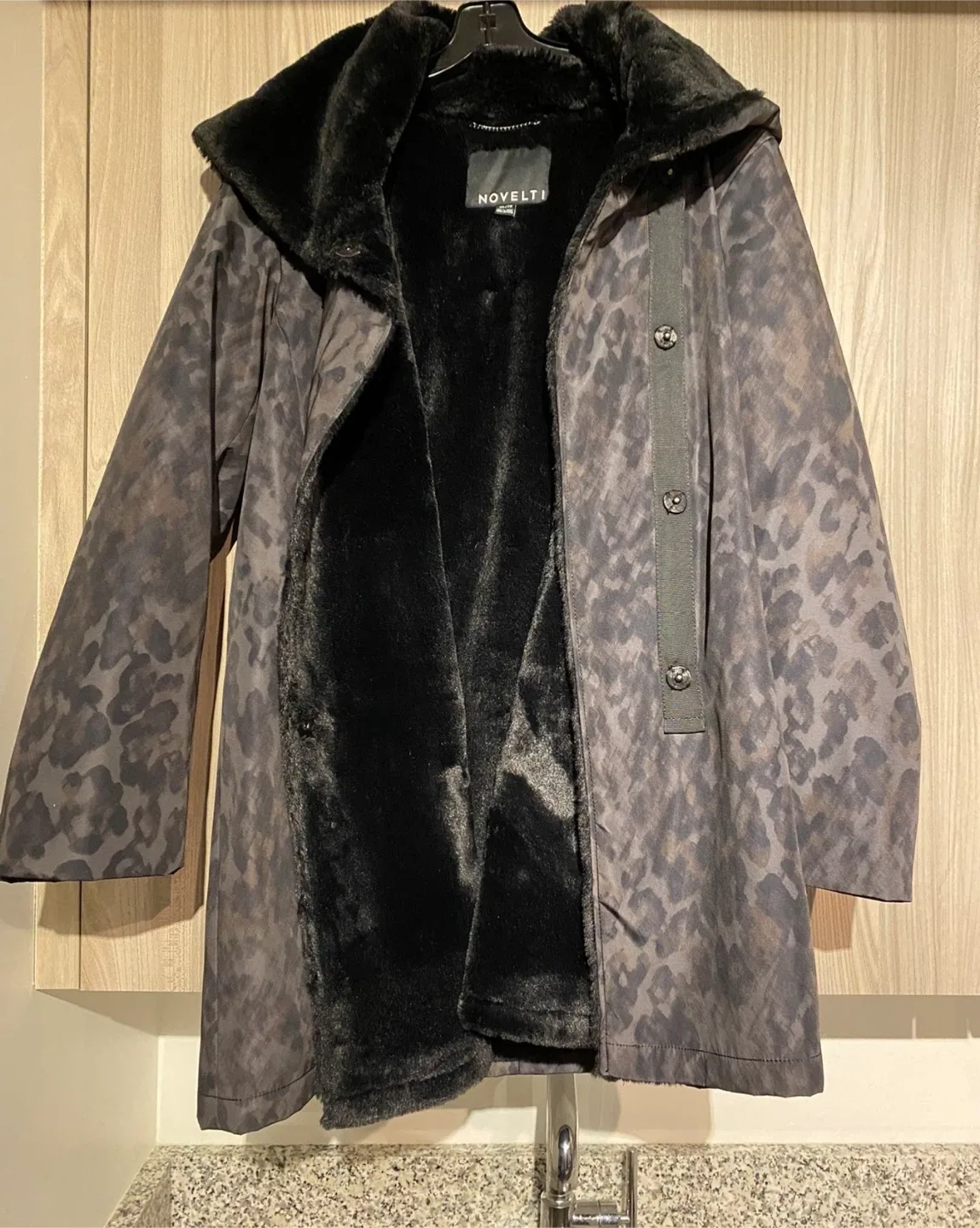 Novelti Leopard Print Winter Coat - XL image indicator(2)