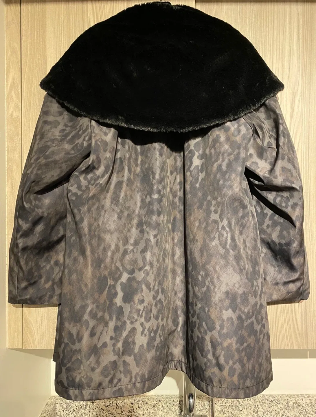 Novelti Leopard Print Winter Coat - XL image indicator(7)