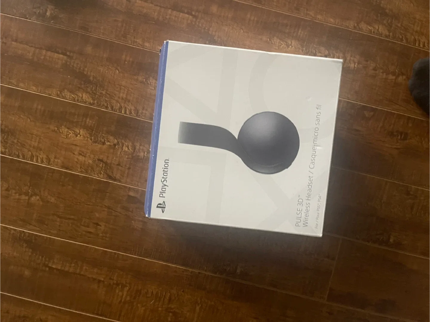 PlayStation Pulse 3D Wireless Headset + PS4 Games $300 image indicator(5)