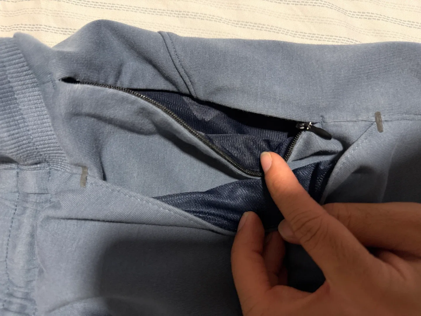 Old Navy Active Jogger - Size S image indicator(3)