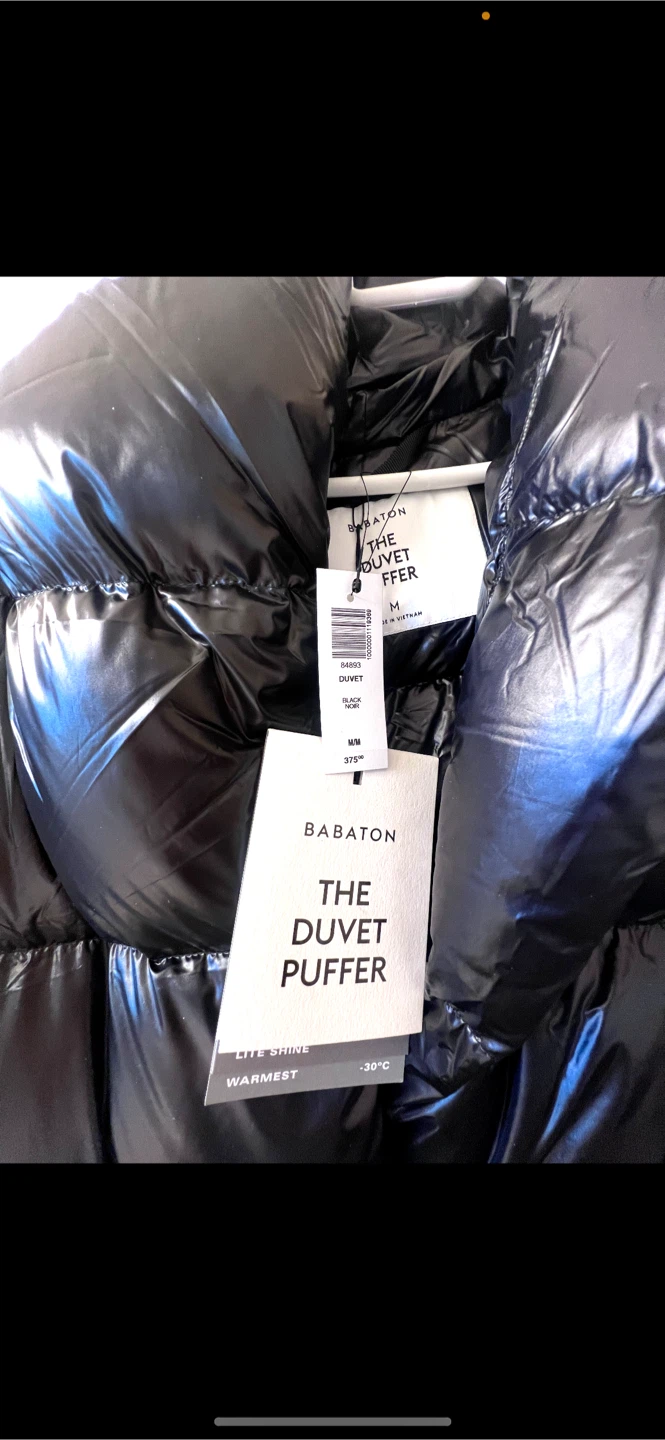 Babaton The Duvet Puffer - Size M with tags - photo 2