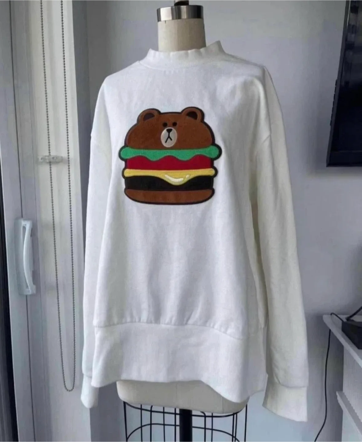 Line friends bear and friends sweater size medium