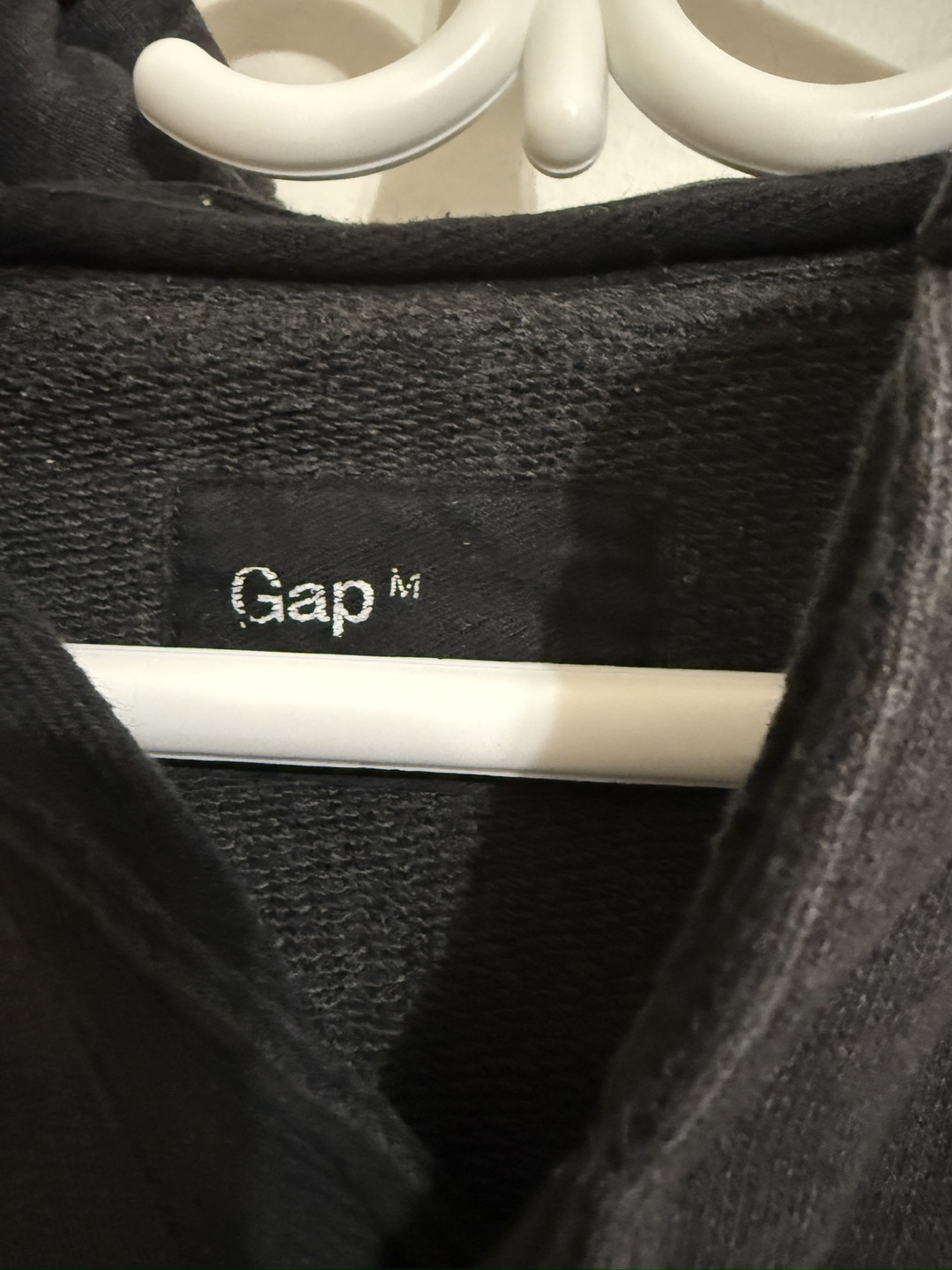 Gap Hoodie - Size Medium - photo 2
