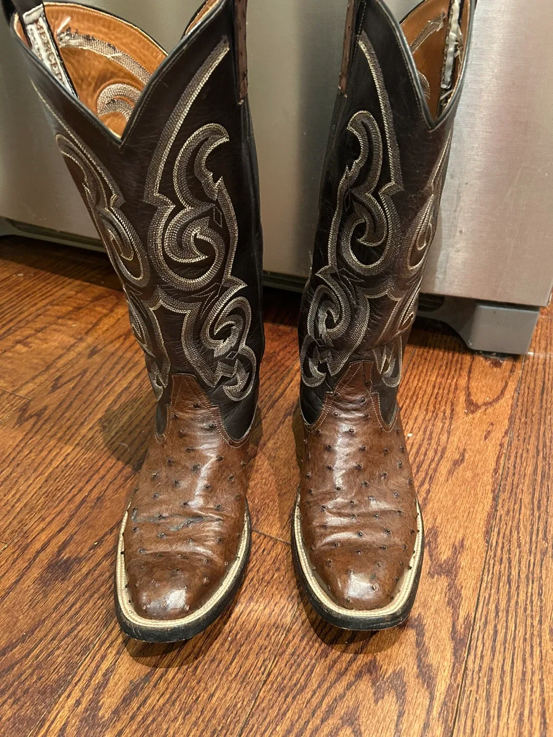 Cat's Paw Leather Cowboy Boots image indicator(9)