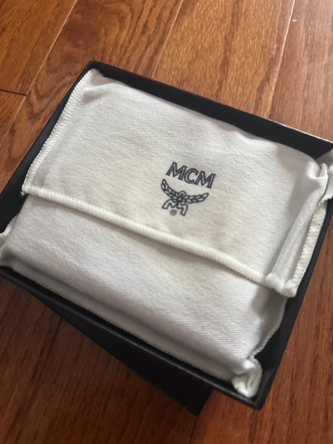 MCM Wallet with Box - photo 3