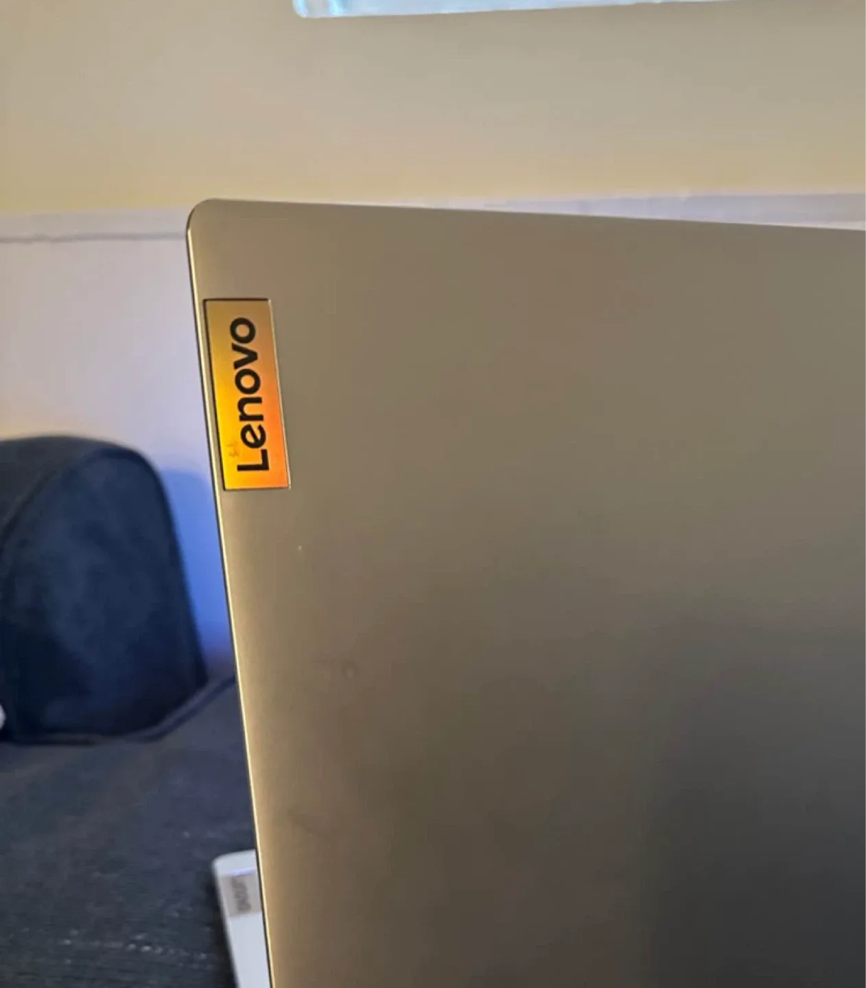 Lenovo Laptop image indicator(4)