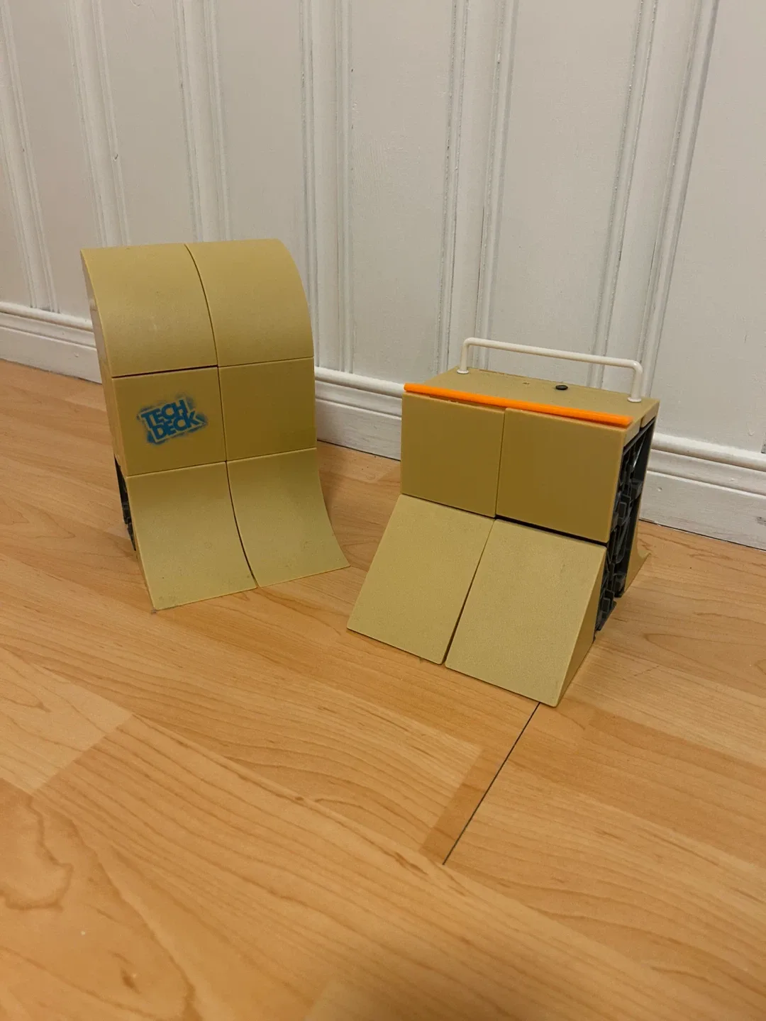 Tech Deck Quarter Pipe & Grind Box image indicator(2)