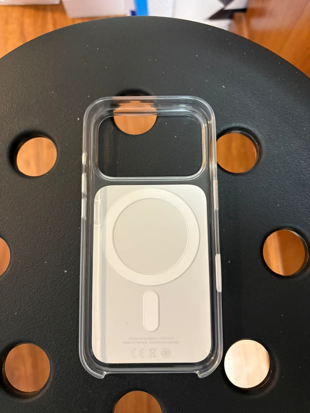 Apple iPhone 17 Pro  Case with MagSafe Clear