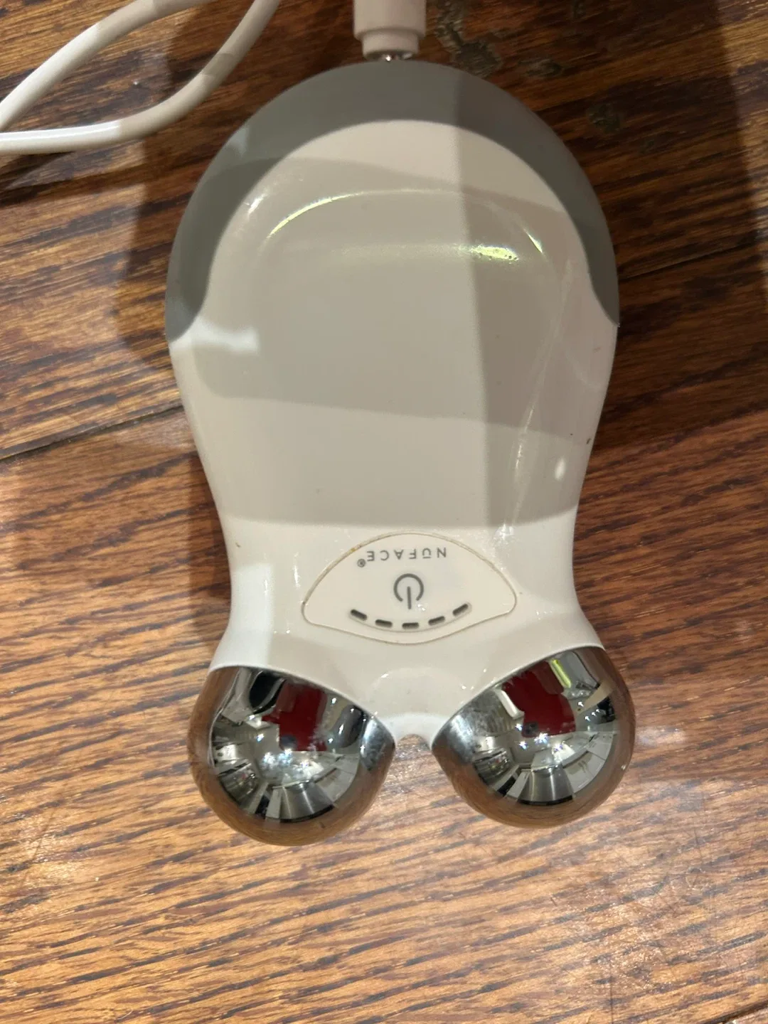 NuFACE Facial Toning Device image indicator(3)