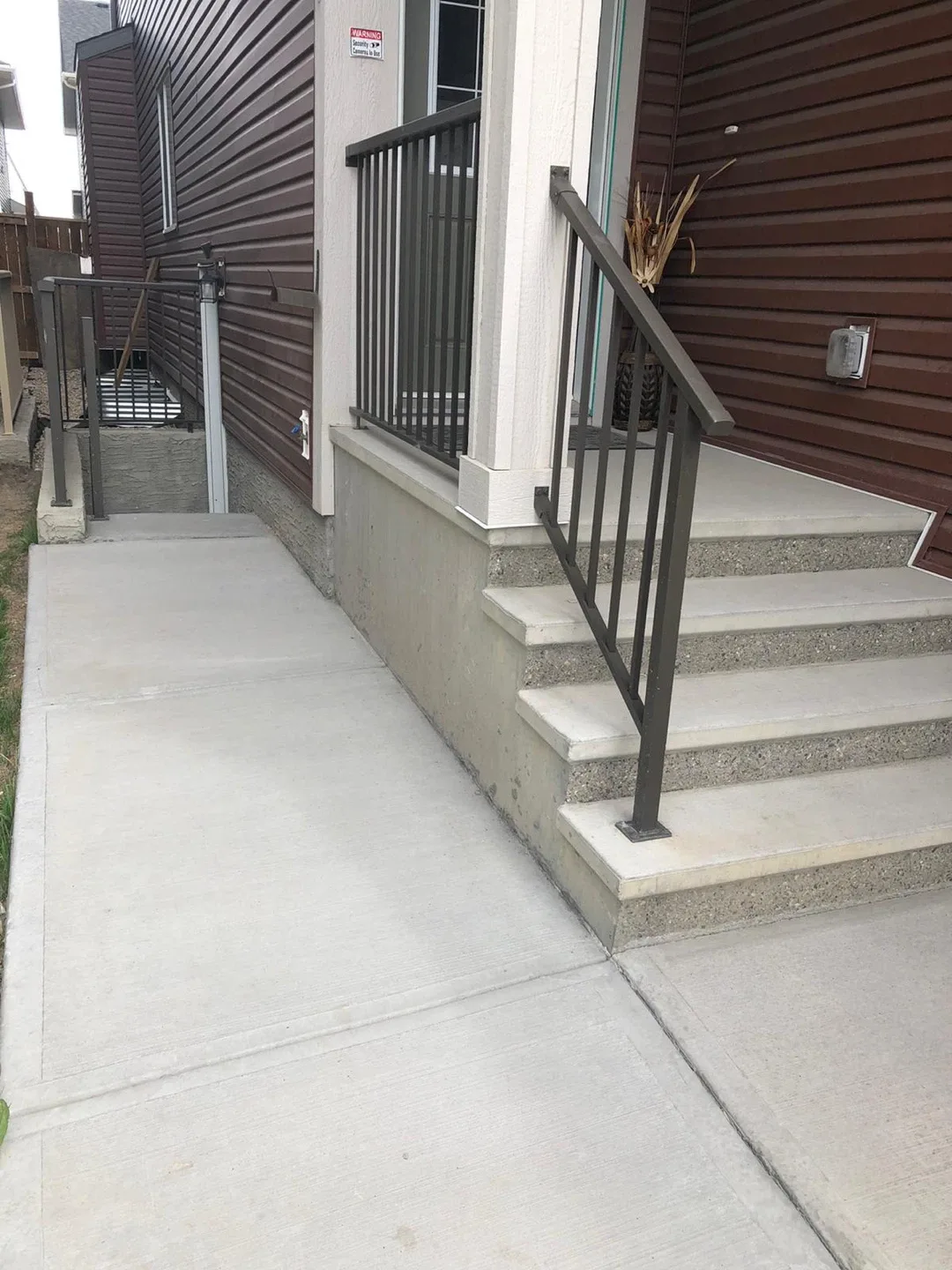 2 bed 1 bath basement for rent image indicator(2)