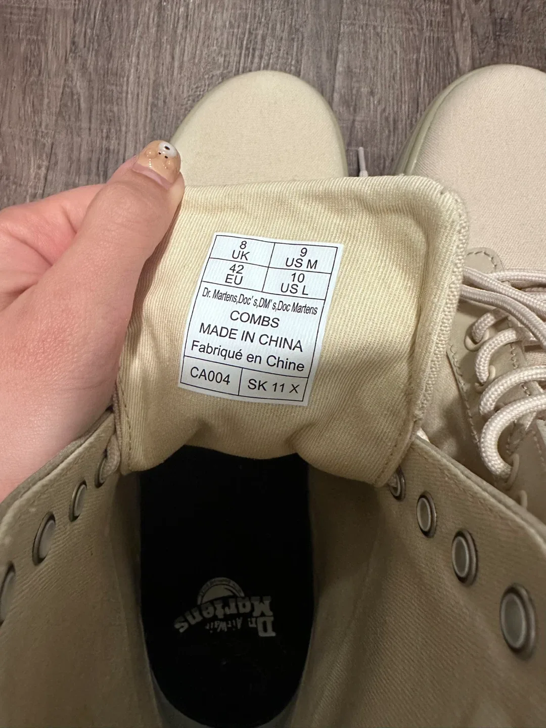 New, Dr. Martens Combs Boots US M9 image indicator(4)