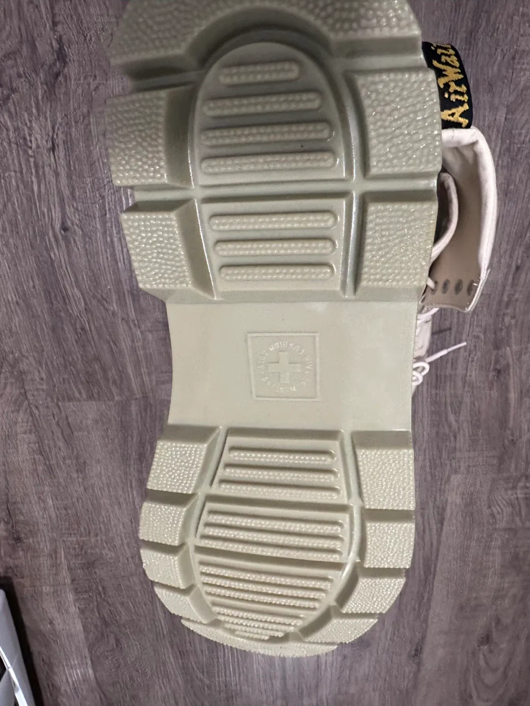 New, Dr. Martens Combs Boots US M9 image indicator(3)