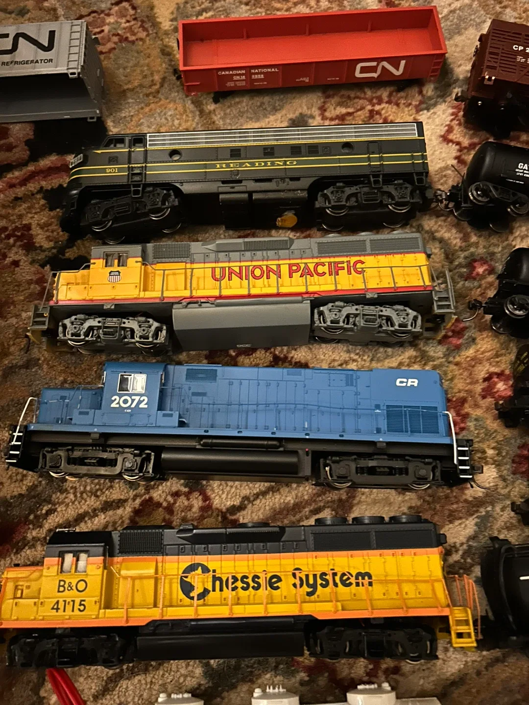 Model Train Set - Various Locomotives & Cars image indicator(5)