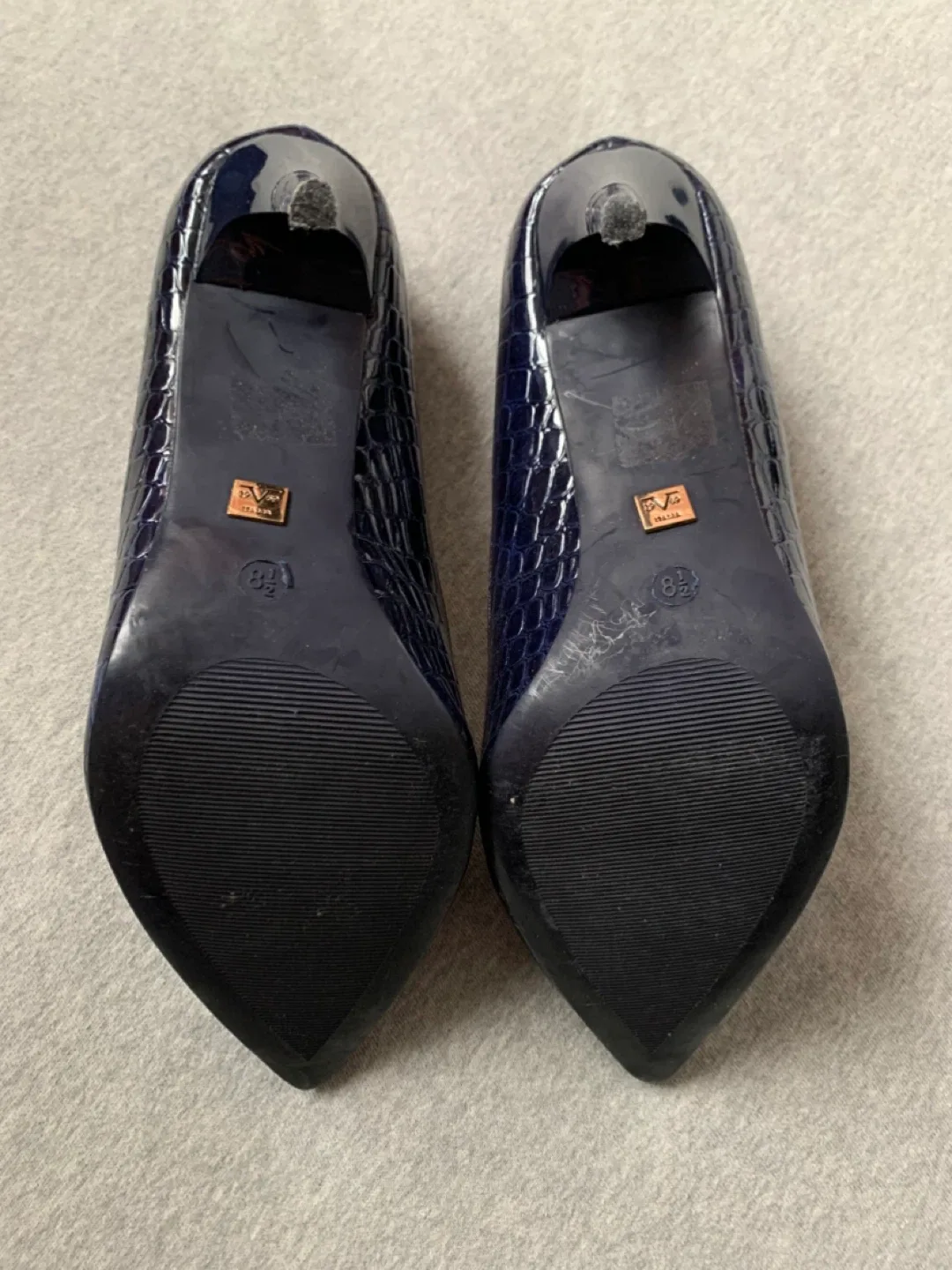 Navy Stiletto Heels - Italia Giulia Size 8.5M #Cleanout image indicator(3)