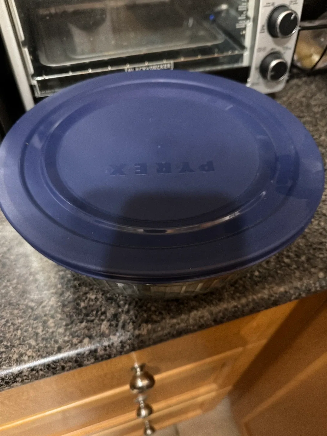 Pyrex Glass Bowl with Lid