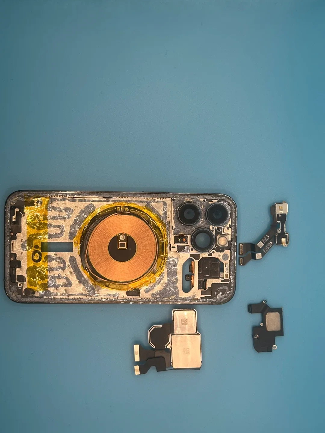 iPhone 13 OEM Parts – Motherboard, Cameras (All Original) image indicator(6)