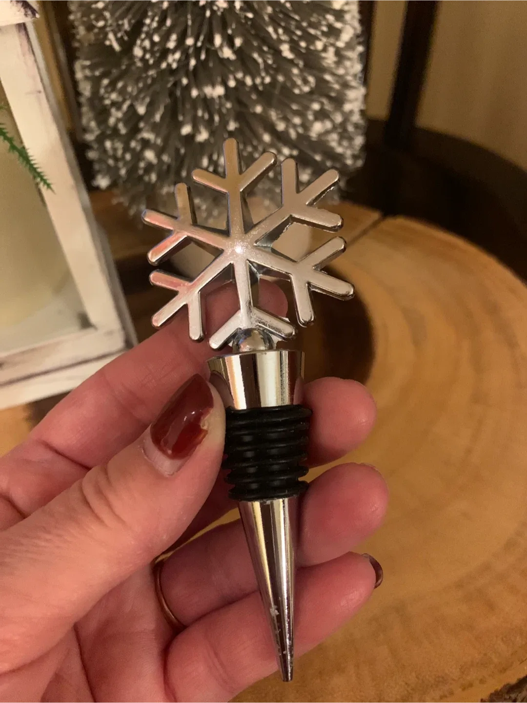 Snowflake Wine Bottle Stopper #Cleanout image indicator(2)