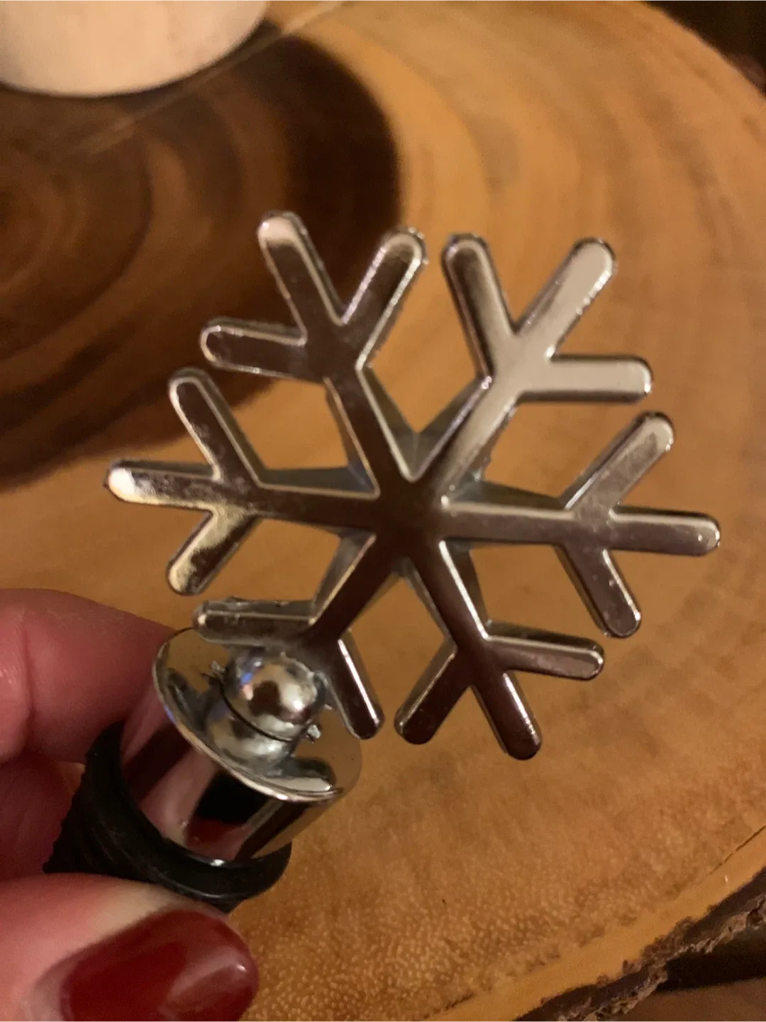 Snowflake Wine Bottle Stopper #Cleanout image indicator(6)