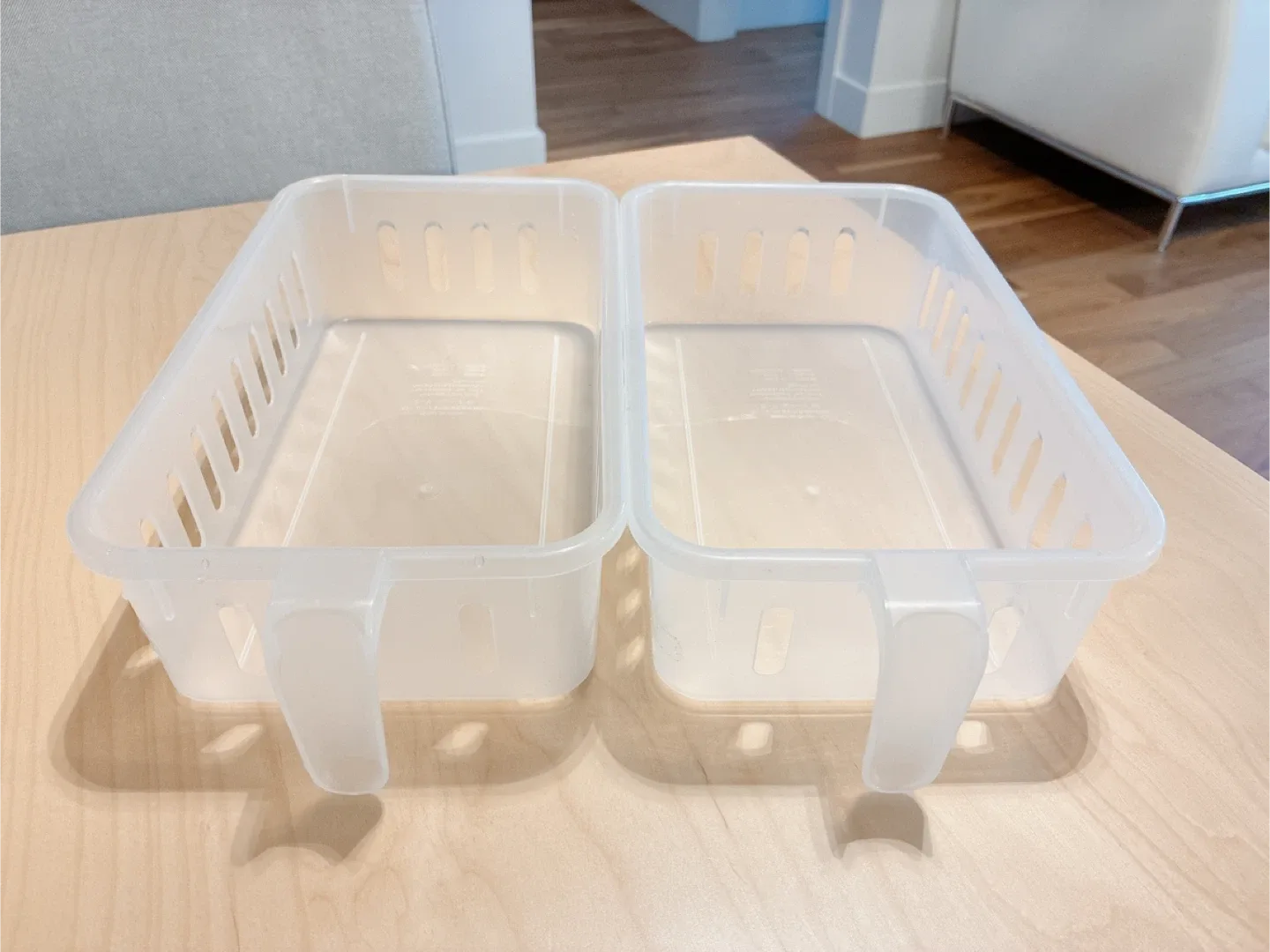 2x Clear Plastic Storage Bins with handles , 29x17x8cm