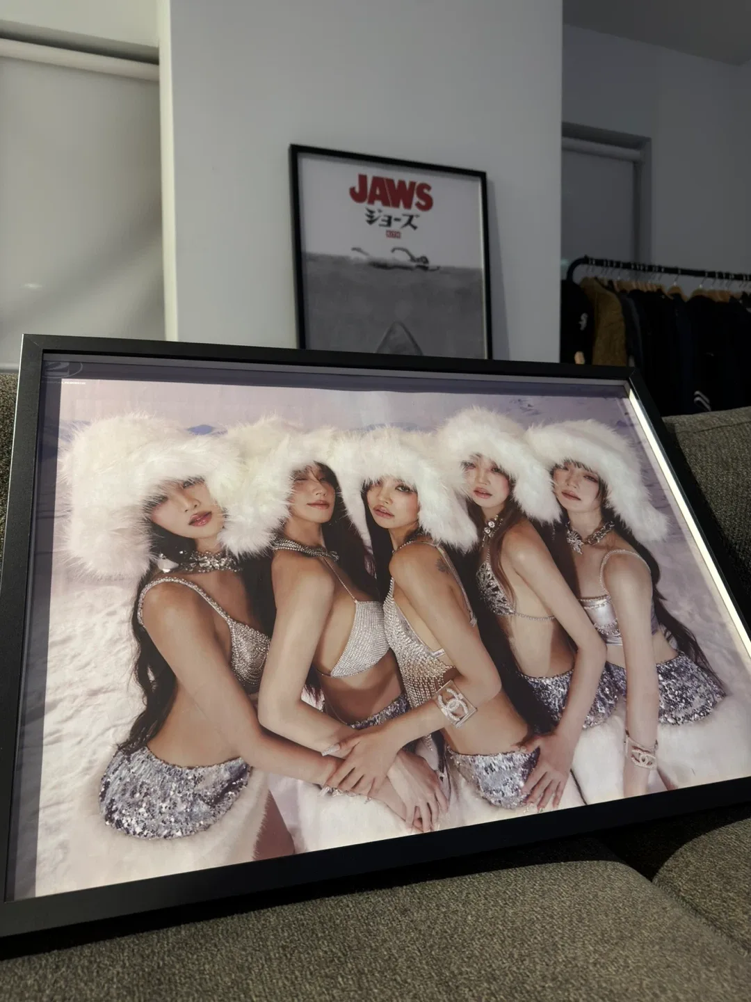 MEGA Kpop Bundle - 70+ PC, photo books, inclusions! image indicator(4)