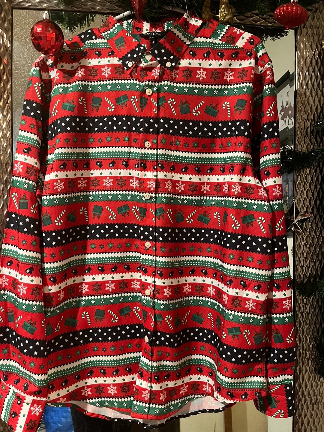Christmas Patterned Button-Up Shirt