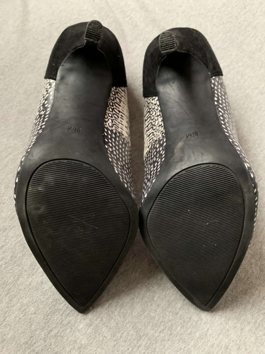 G by Guess Black & White Heels - Size 8.5M #Cleanout - photo 2