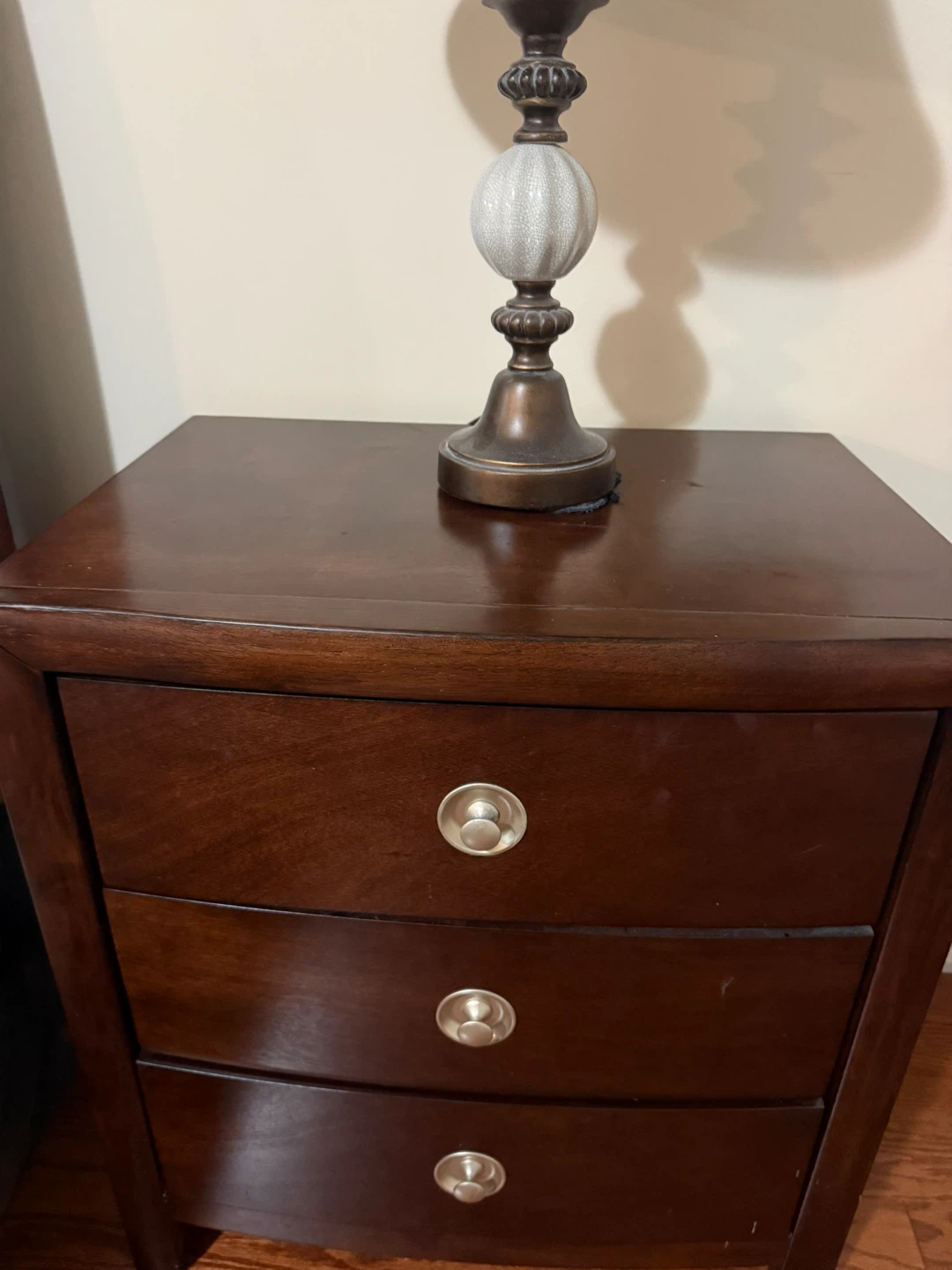Bedroom Set - Bed frame , mattress,Dresser, Mirror, Nightstand - photo 4