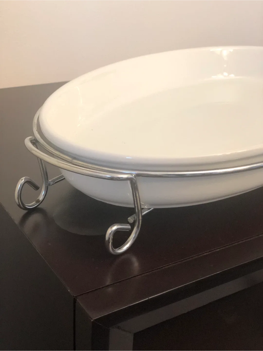 Various White dining dishes image indicator(4)