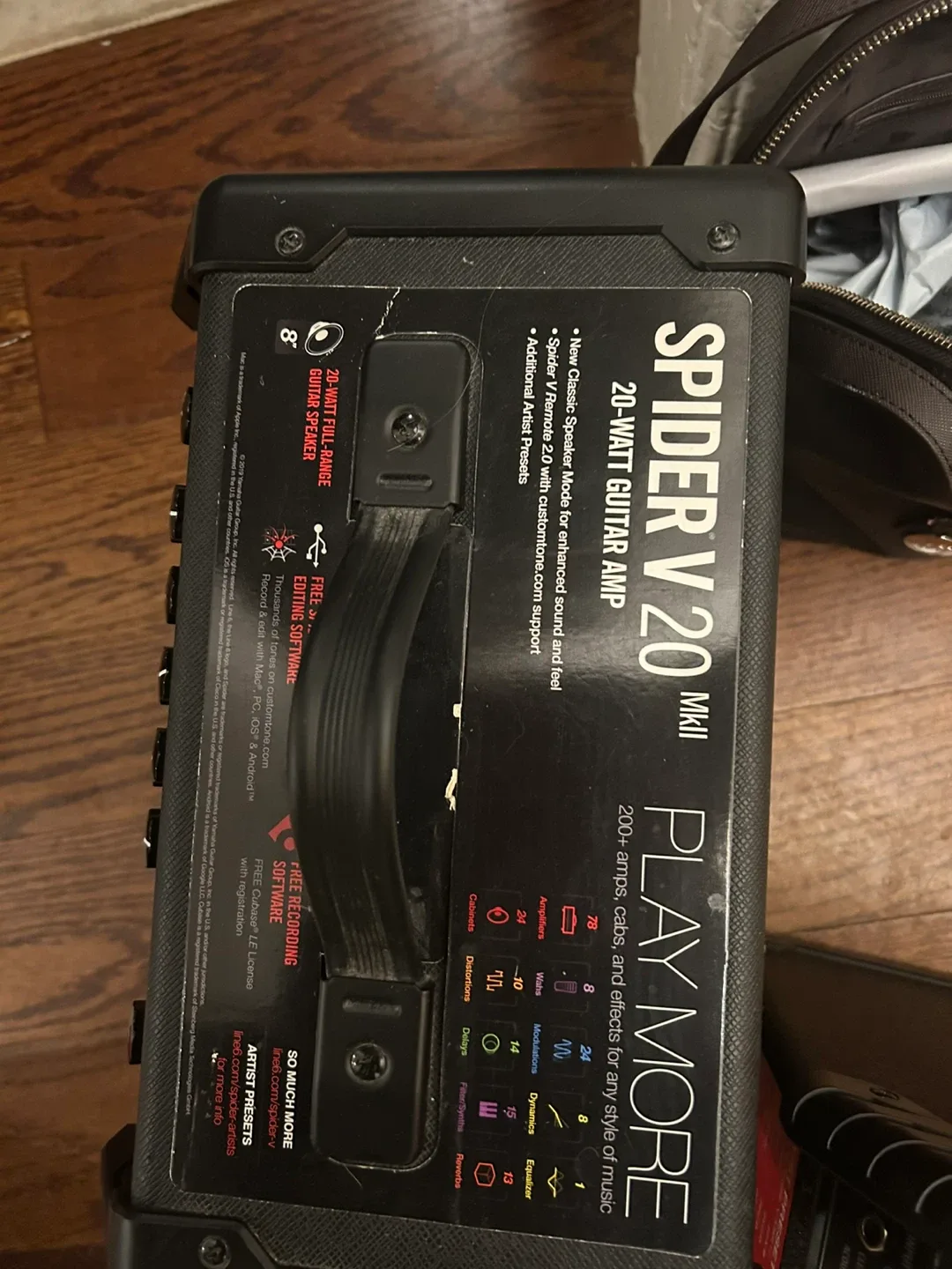 Line 6 Spider V 20 MKII 20-Watt Guitar Amp image indicator(4)