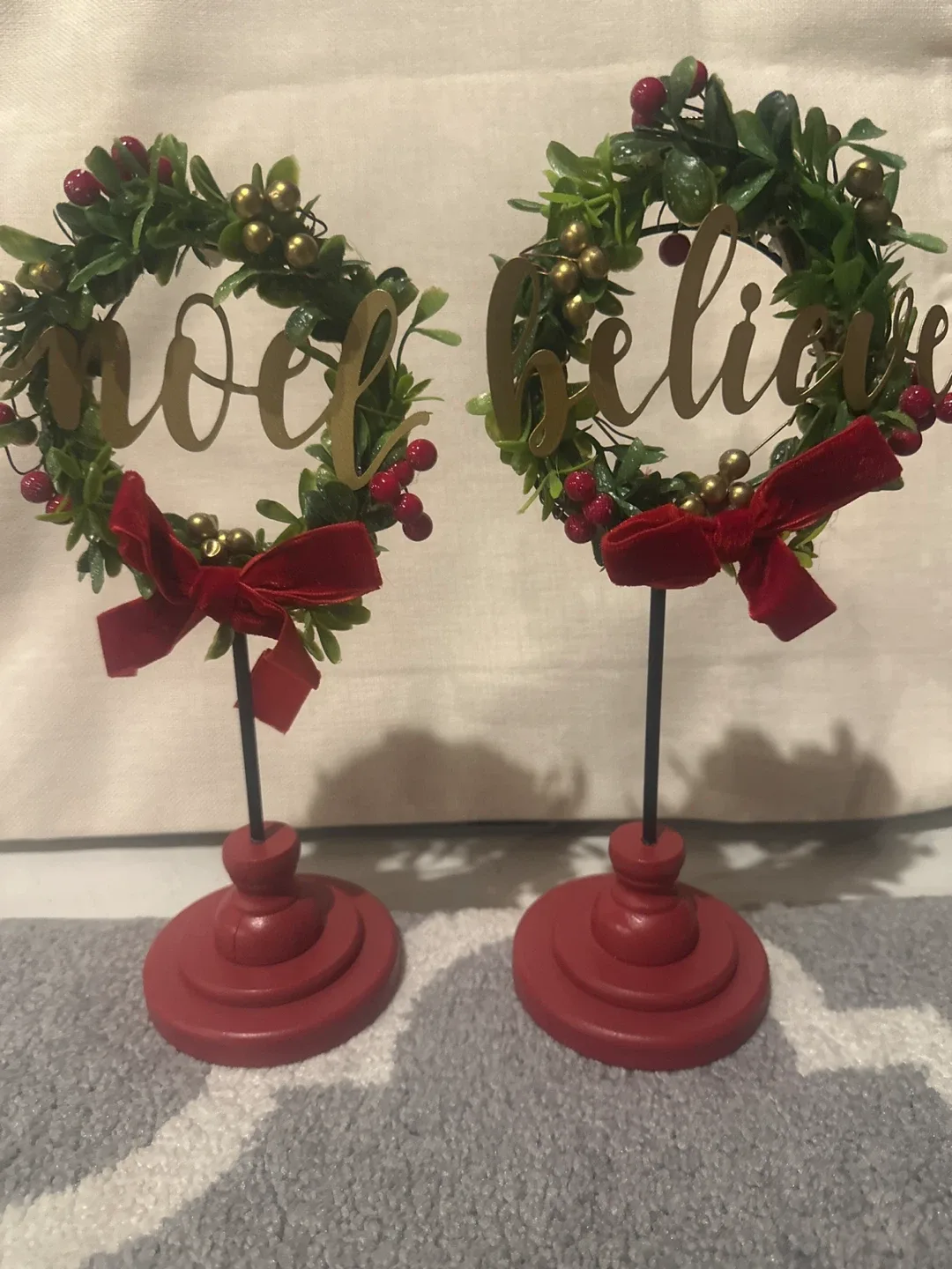 "Noel Believe" Mini Christmas Wreath Decor