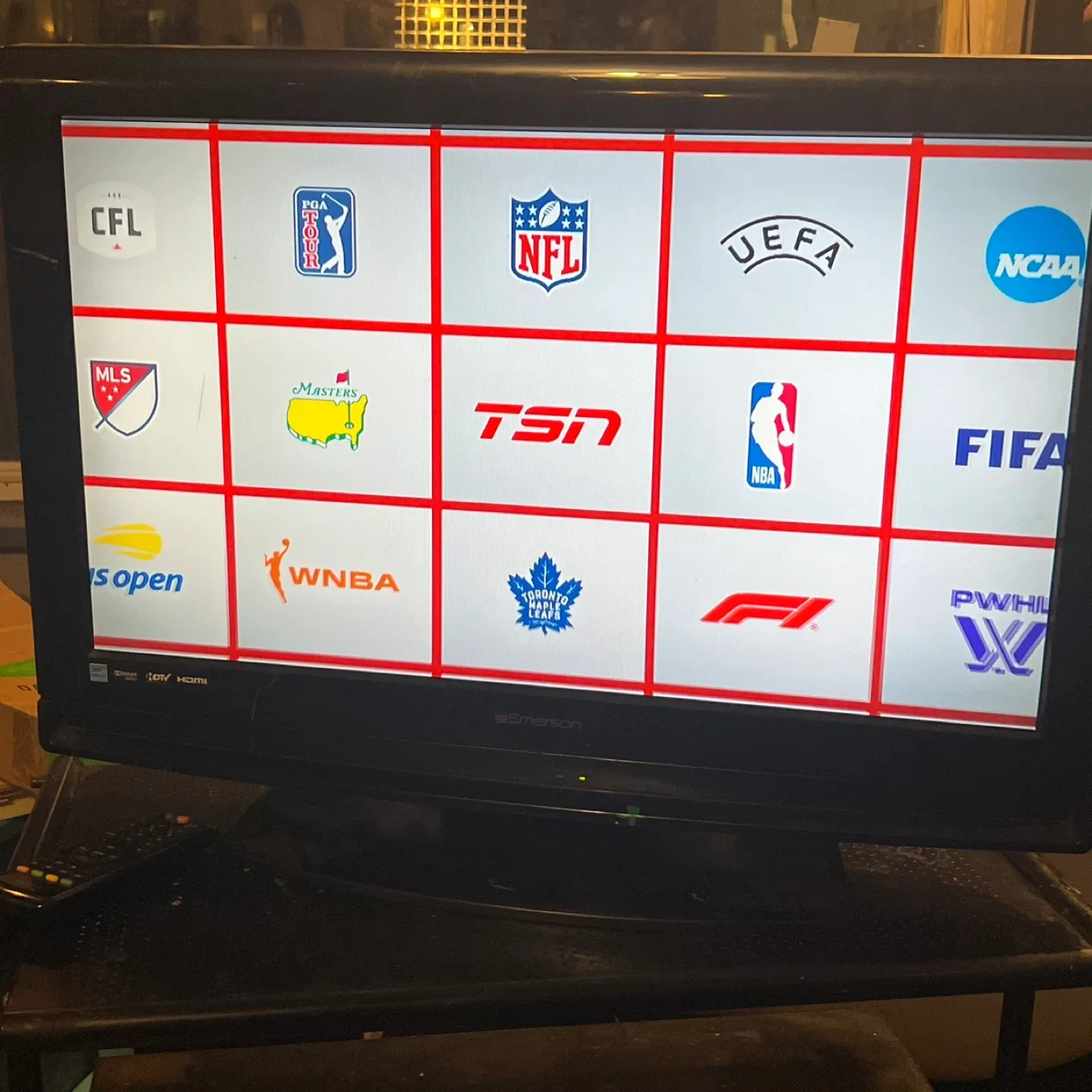 Emerson LC260EM1 26" LCD TV