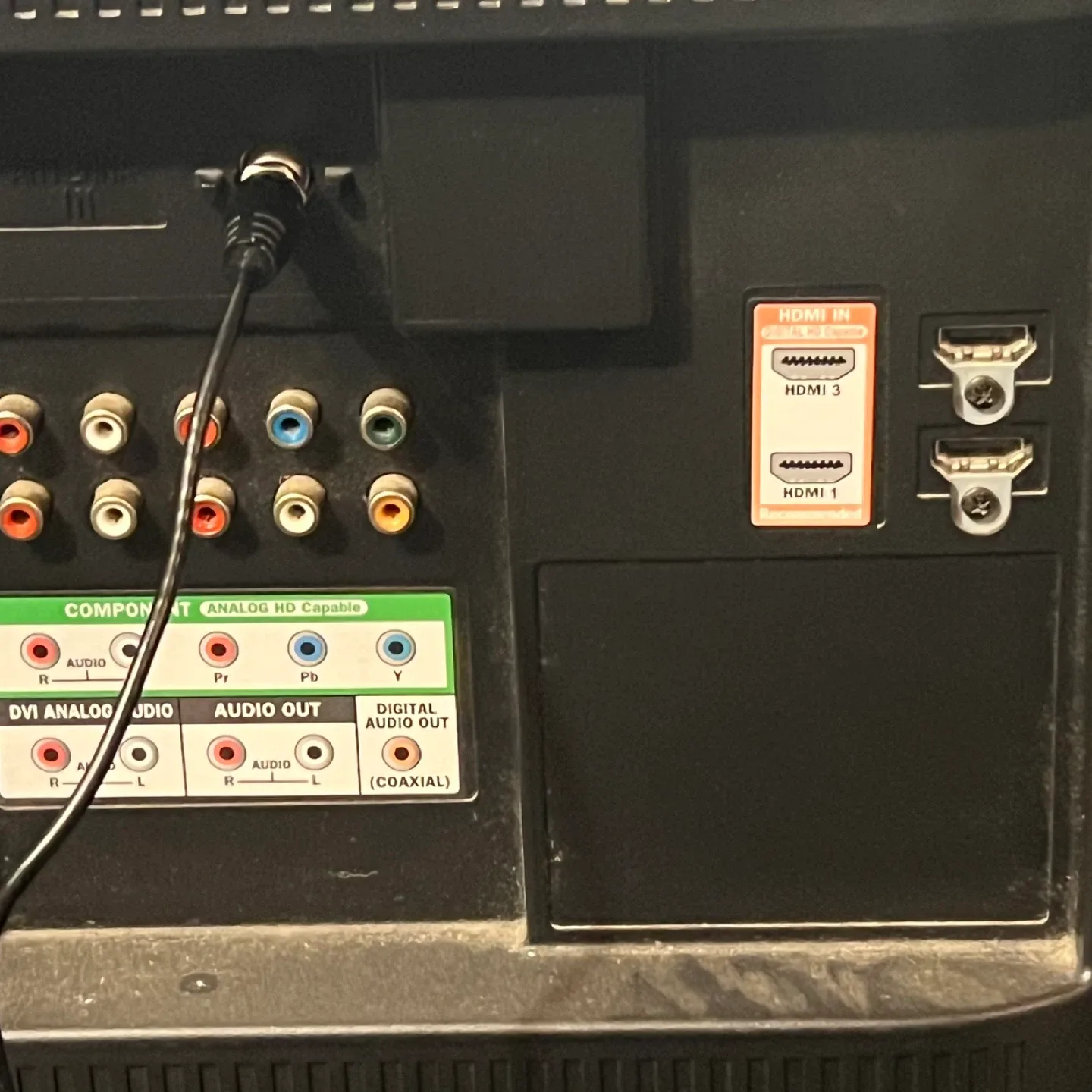 Emerson LC260EM1 26" LCD TV image indicator(4)