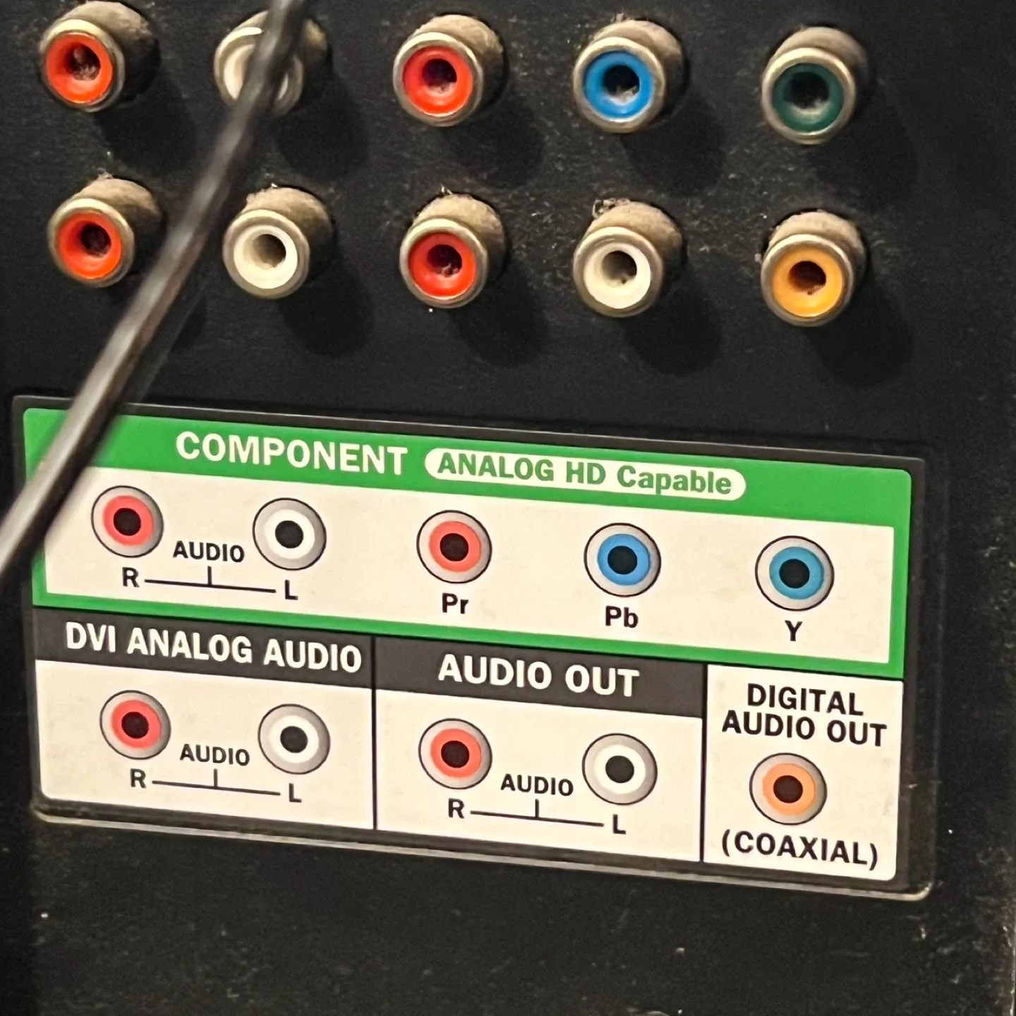 Emerson LC260EM1 26" LCD TV image indicator(6)