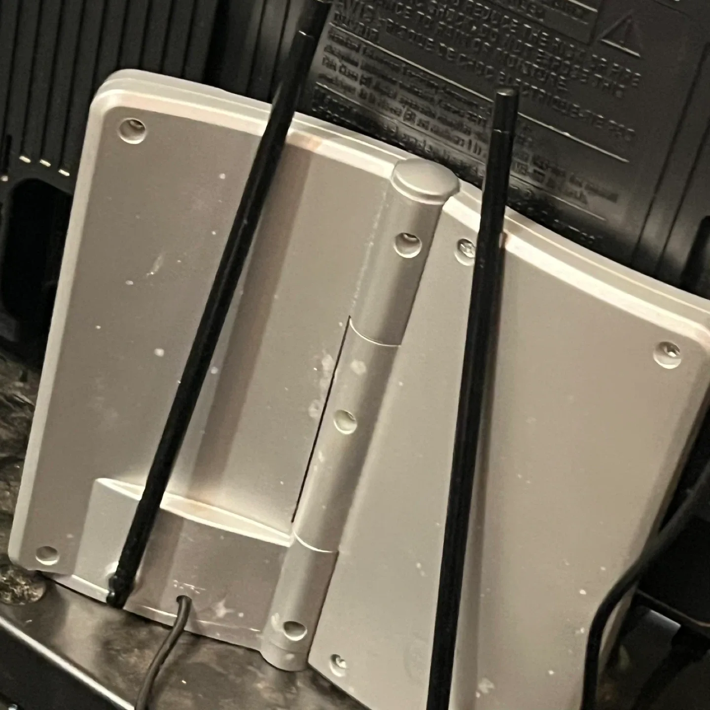 Emerson LC260EM1 26" LCD TV image indicator(7)