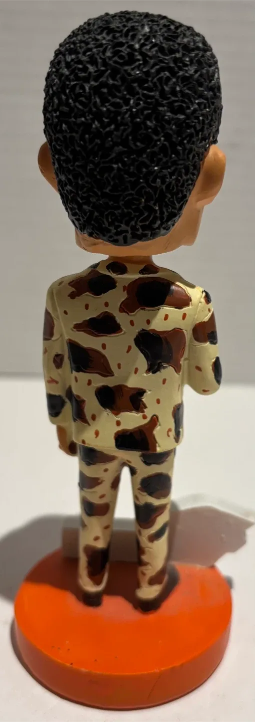 Walt "Clyde" Frazier Knicks Bobblehead image indicator(4)