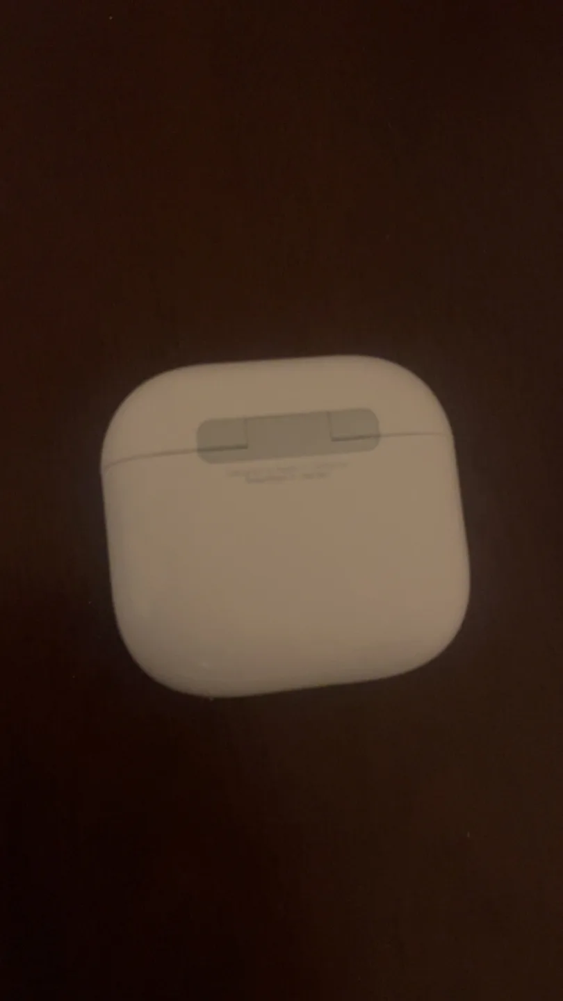 AirPods 4 image indicator(3)