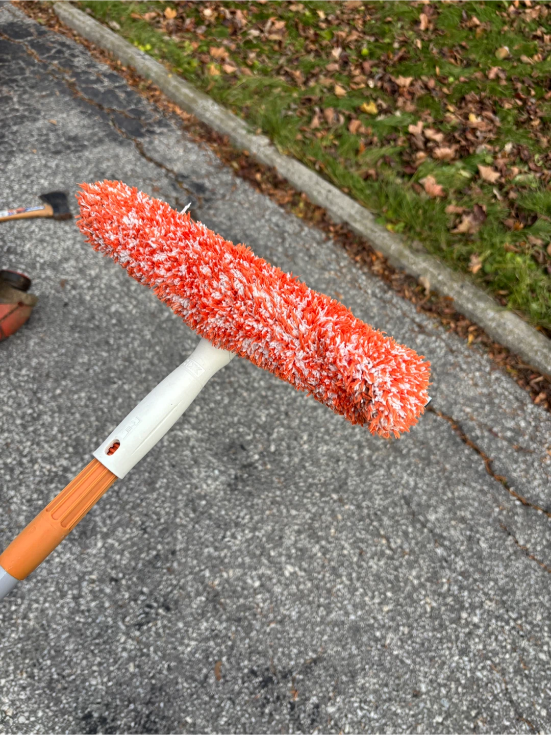 Window Squeegee with Microfiber Scrubber #cleanout - photo 2